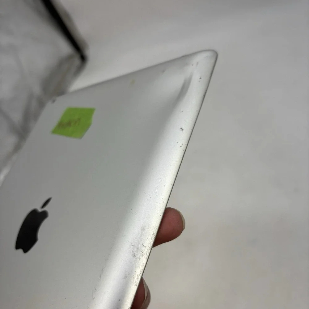 Apple iPad 2 A1395 16GB Wi-Fi Tablet Cracked Screen Broken For Parts & Repair